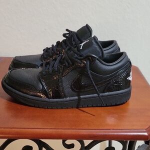 Nike Black Sneakers Classic Air Jordan 1 Low